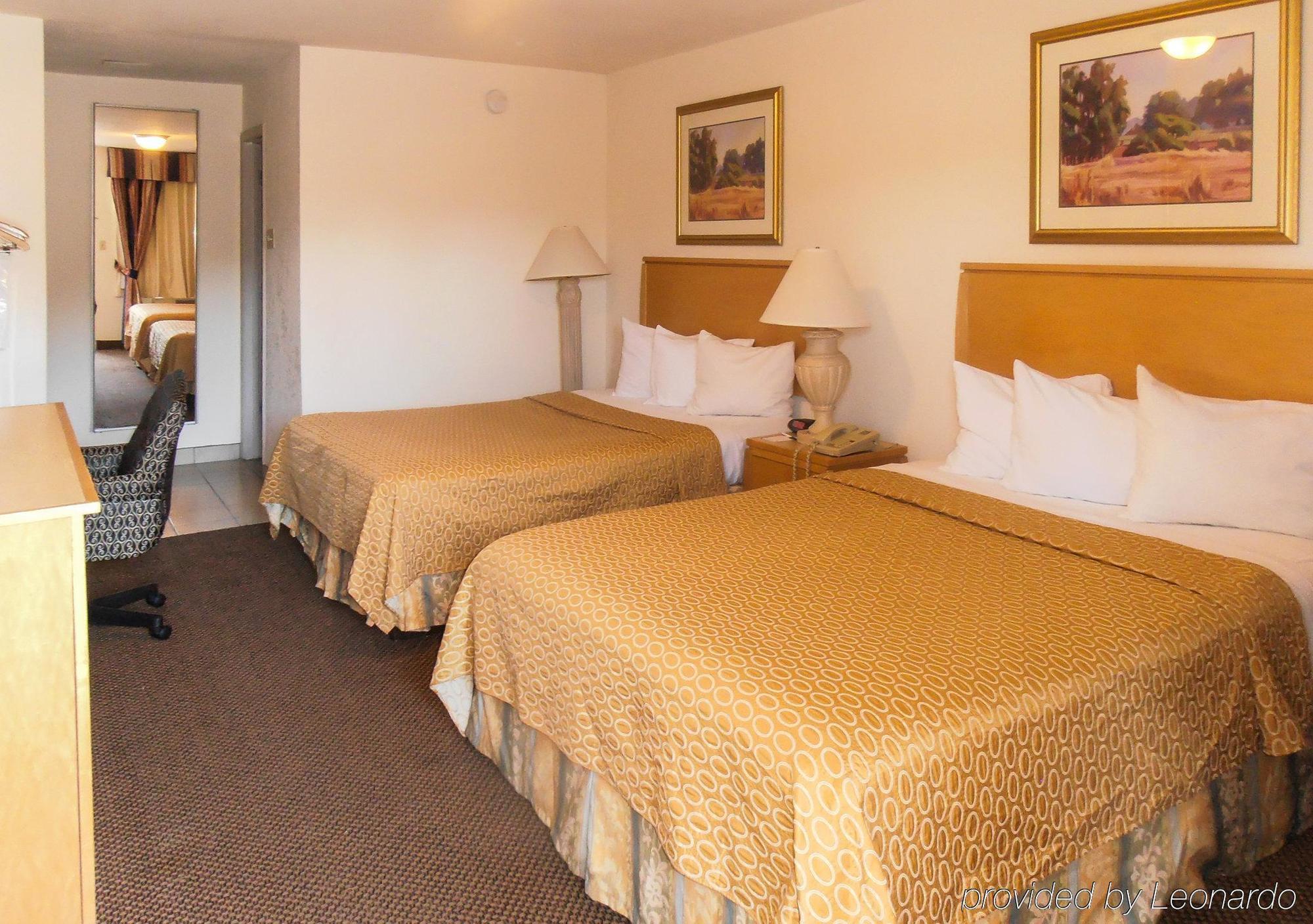 Desert Sands Inn & Suites Αλμπουκέρκι Εξωτερικό φωτογραφία
