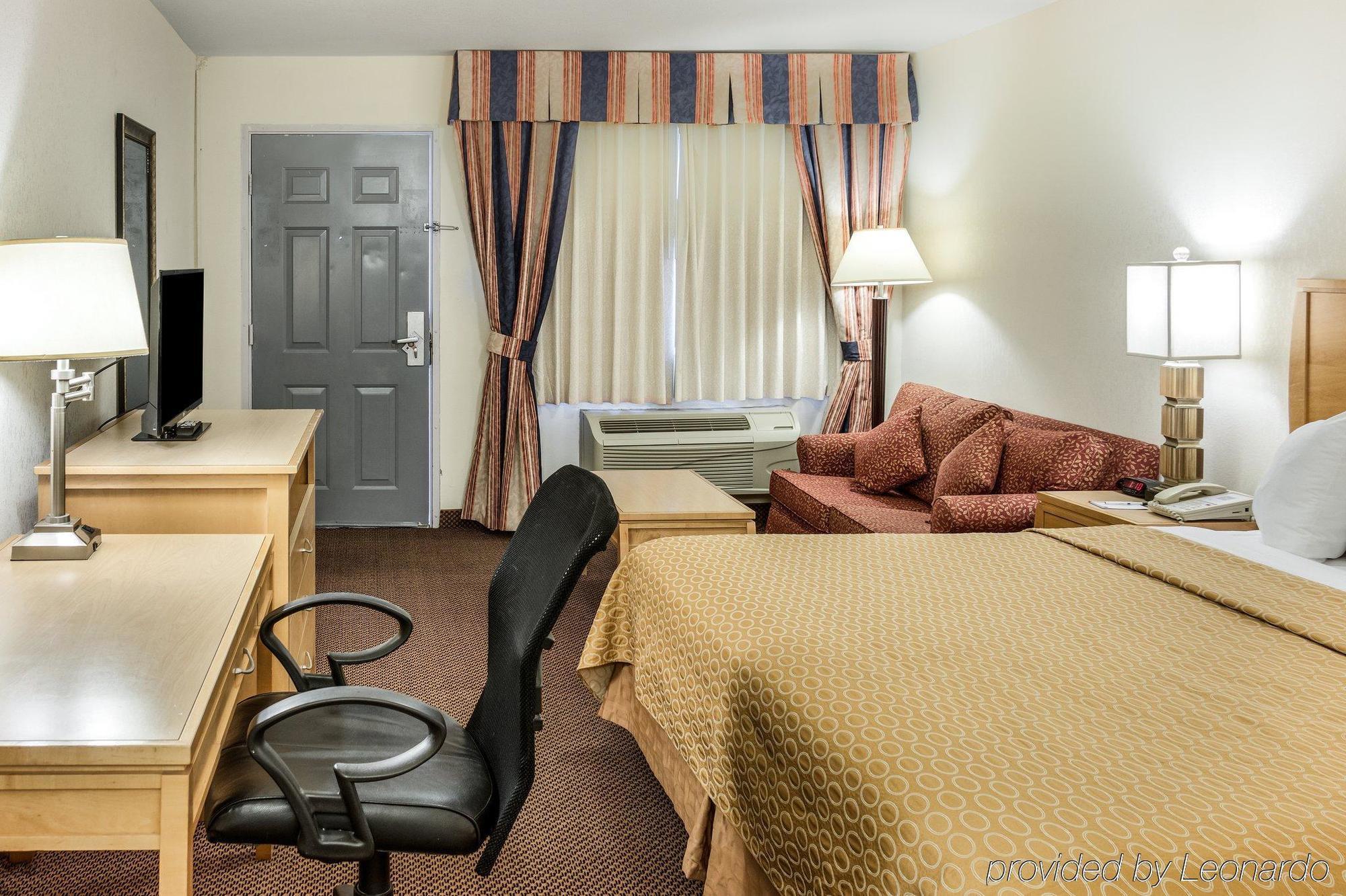 Desert Sands Inn & Suites Αλμπουκέρκι Εξωτερικό φωτογραφία